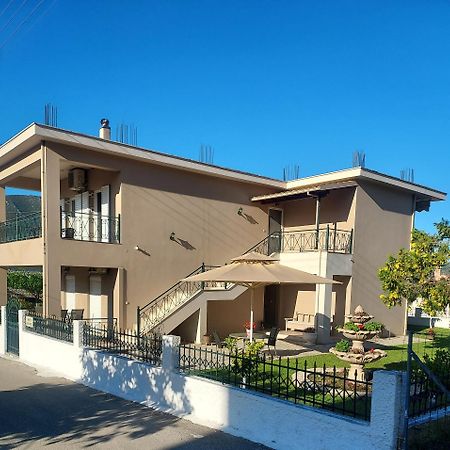 Διαμέρισμα Μεντησ イグメニツァ エクステリア 写真