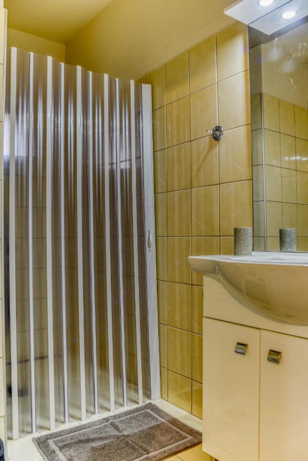 Διαμέρισμα Μεντησ イグメニツァ エクステリア 写真